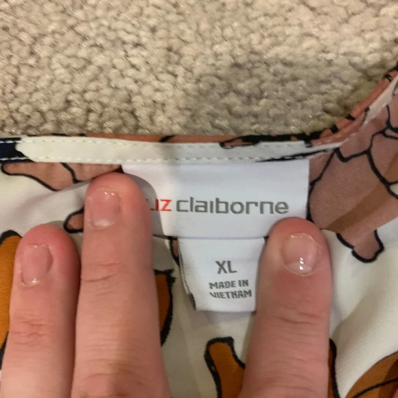 Liz Claiborne Peplum Blouse - Picture 5 of 6